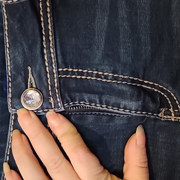 Apt. 9 bedazzled jeans size 14 - Picture 2 of 9